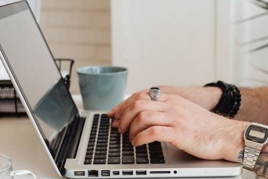 Email marketing needs to be optimised for mobile users to help engage customers | DMX Marketing Experts