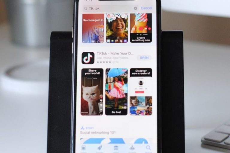 90% of Tik Tok users use the app daily, with a preference for liking over creating | DMX Marketing Experts