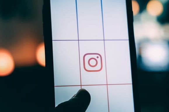 The big difference between Instagram Reels and Stories | DMX Marketing Experts The big difference between Instagram Reels and Stories | DMX Marketing Experts