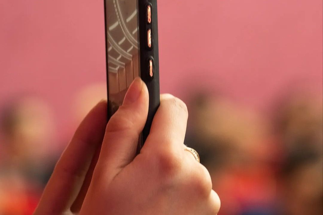 Vertical video Make sure your content is filmed or edited to fit the platform